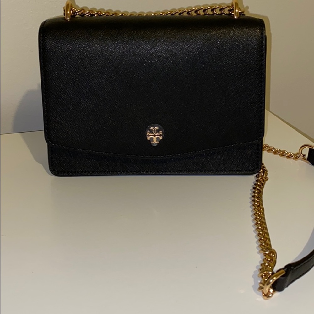 Brand new Tory Burch bag in black